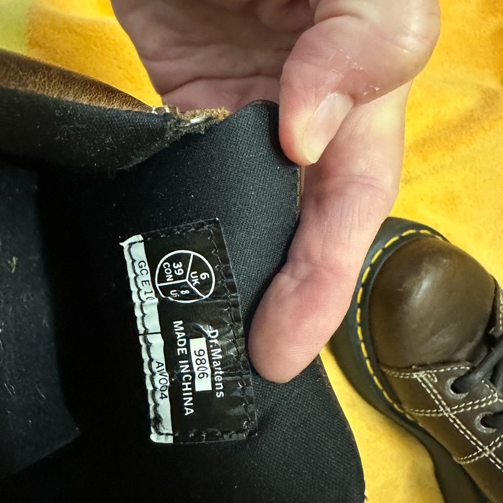 Dr Martens Women’s size 8 - Picture 8 of 8